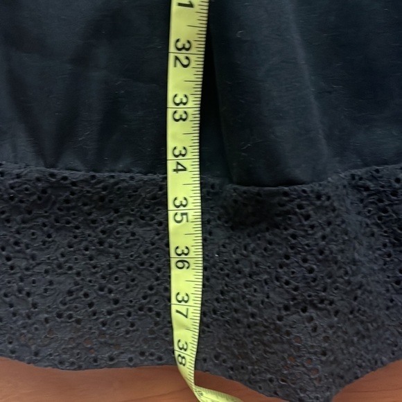 Hatley sleeveless black midi dress with eyelet trim and back zip Size 8 - Picture 7 of 9